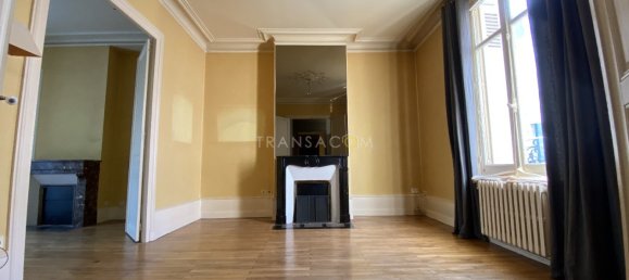 4 bedrooms House in Tours, France No. 72878 14