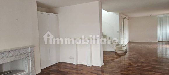 2 bedrooms Penthouse in Pesaro, Italy No. 196593 12