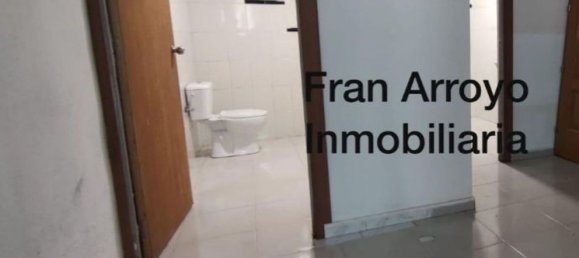  عقار تجاري في Baeza, Spain 140متر مربع رقم 151477 3