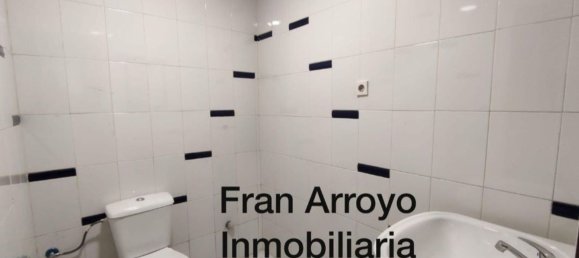  عقار تجاري في Baeza, Spain 140متر مربع رقم 151477 2