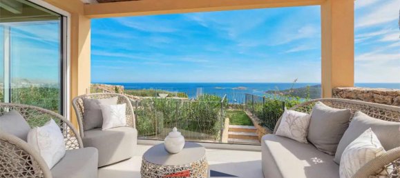 3 bedrooms Villa in Arzachena, Italy No. 544 5