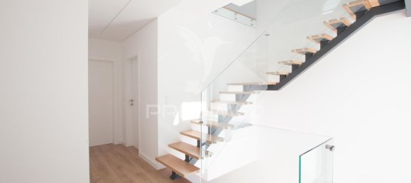 Villa de 4 dormitorios en Almada, Portugal No. 140015 11