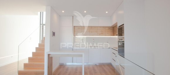 Villa de 4 dormitorios en Almada, Portugal No. 140015 13