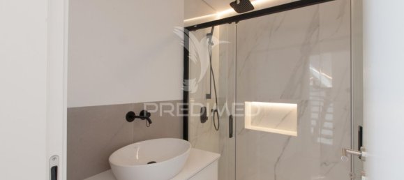 Villa de 4 dormitorios en Almada, Portugal No. 140015 17