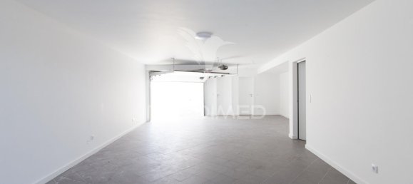 Villa de 4 dormitorios en Almada, Portugal No. 140015 10