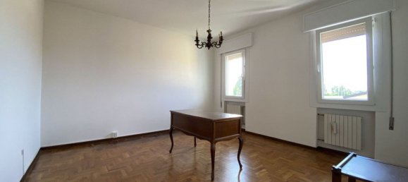4 bedrooms Apartment in Vigonovo, Italy No. 355647 8