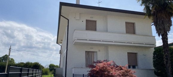 4 bedrooms Apartment in Vigonovo, Italy No. 355647 20