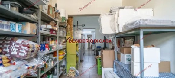 Gewerbliche Immobilie in Palermo, Italy 107m², Nr. 331292 3