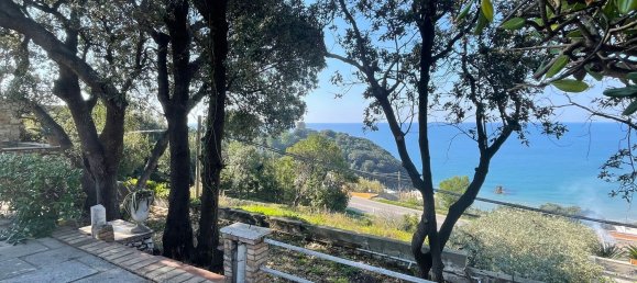 14 rooms Villa in Gaeta, Italy No. 132367 2