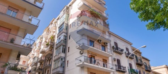 Garaje de 1 habitación en Palermo, Italy No. 265376 3