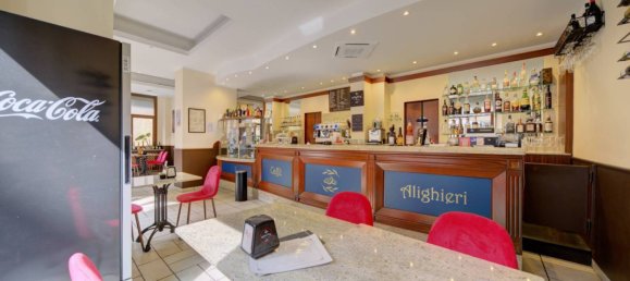 3 rooms Commercial property in Turin, Italy No. 211523 19