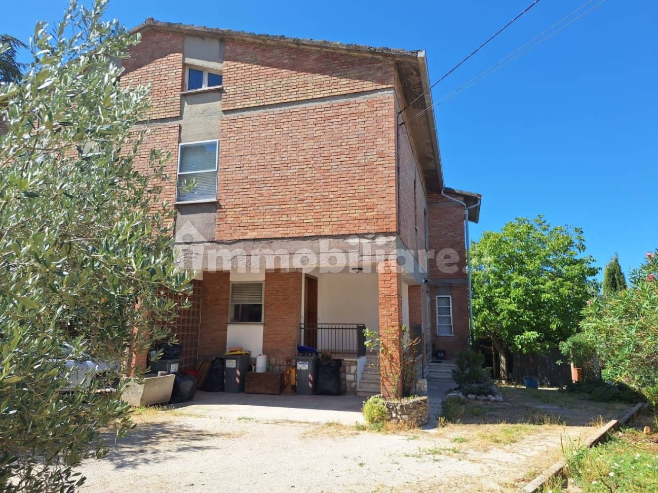 3 bedrooms House in Trevi, Italy No. 45930