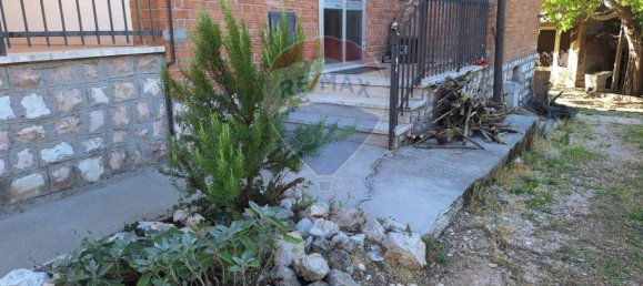 3 bedrooms House in Trevi, Italy No. 45930 9