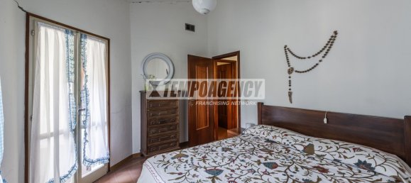4 rooms House in Serramazzoni, Italy No. 372821 23