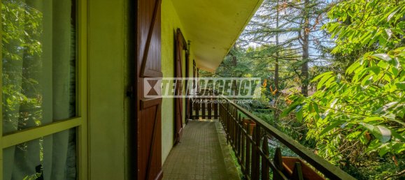 4 rooms House in Serramazzoni, Italy No. 372821 17