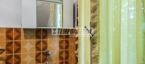 4 rooms House in Serramazzoni, Italy No. 372821 18