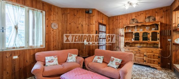 4 rooms House in Serramazzoni, Italy No. 372821 13