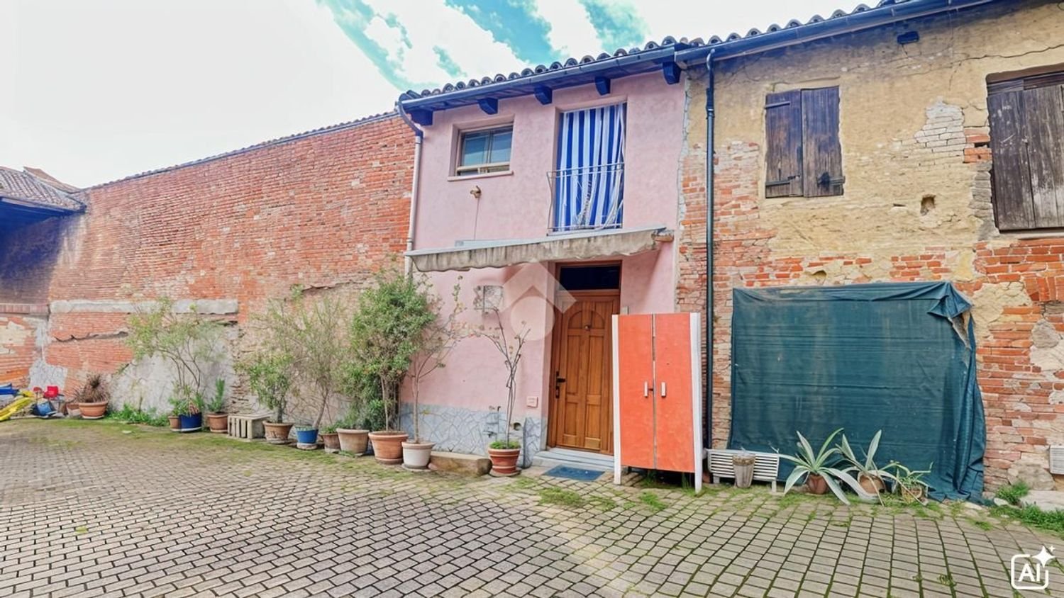 Casa de 2 habitaciónes en Piovà Massaia, Italy No. 277827