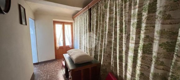 8 rooms House in Portacomaro, Italy No. 56155 11