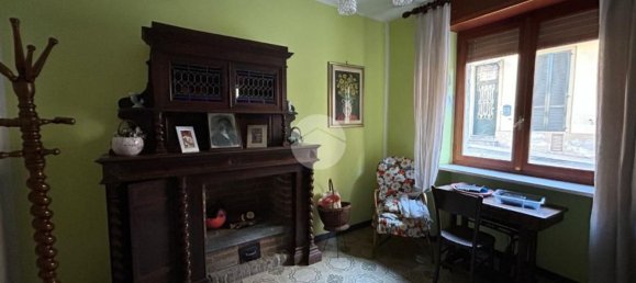 8 rooms House in Portacomaro, Italy No. 56155 5