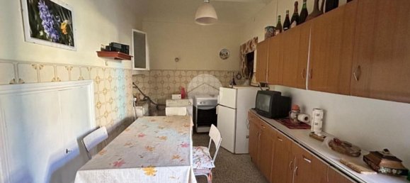8 rooms House in Portacomaro, Italy No. 56155 2