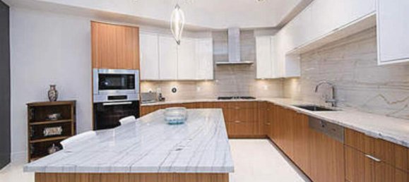 3 bedrooms House in British Columbia, Canada No. 209 5