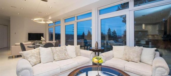 3 bedrooms House in British Columbia, Canada No. 209 7