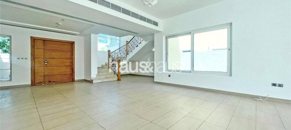 4 bedrooms Villa in Jumeirah Park, UAE No. 99783 5