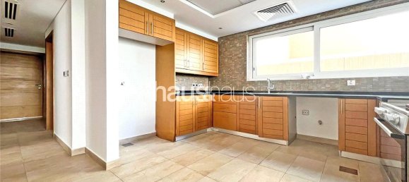 4 bedrooms Villa in Jumeirah Park, UAE No. 99783 6