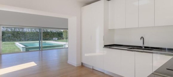 6 bedrooms Villa in Oeiras, Portugal No. 112523 10