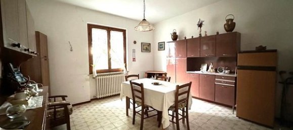 Дом с 10 комнатами в Казале Мариттимо, Италия № 221121 14