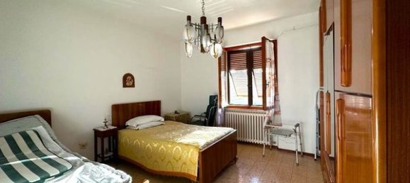 Дом с 10 комнатами в Казале Мариттимо, Италия № 221121 18