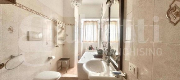 2 Schlafzimmer Wohnung in Rome, Italy, Nr. 157377 14