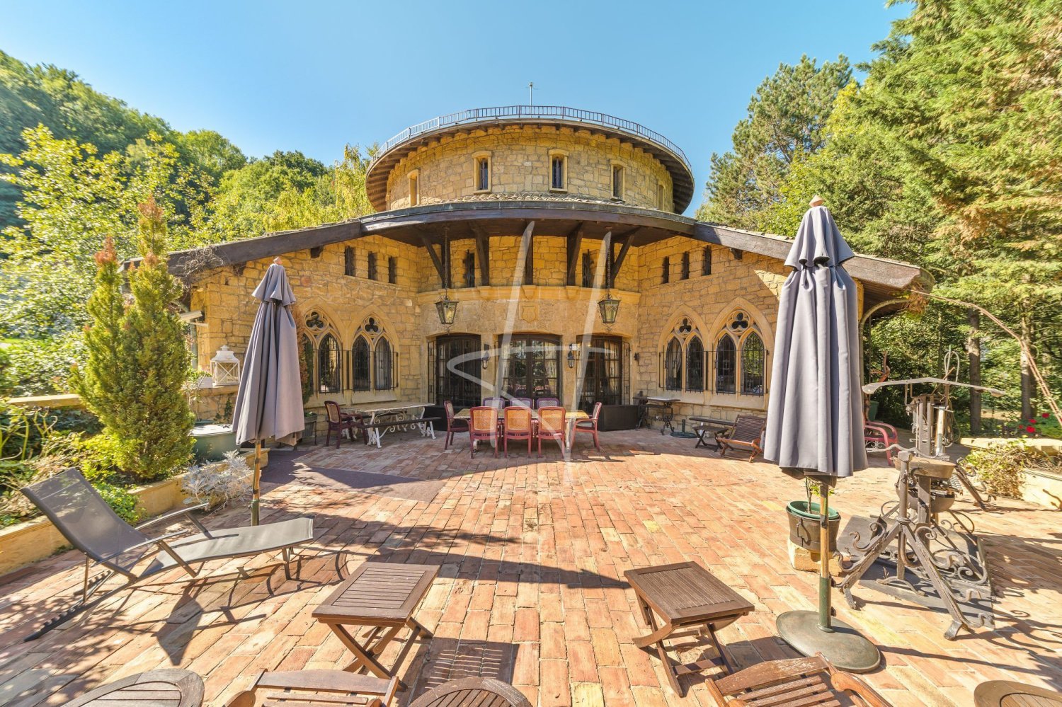 Castelos T8 em Plappeville, France N.º 59512