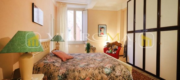 5 rooms Apartment in Lucca, Italy No. 117115 14