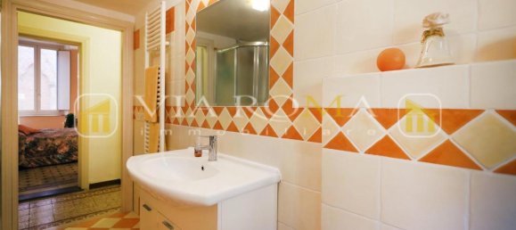 5 rooms Apartment in Lucca, Italy No. 117115 18