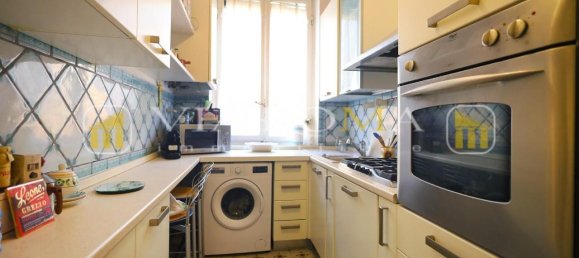 5 rooms Apartment in Lucca, Italy No. 117115 11