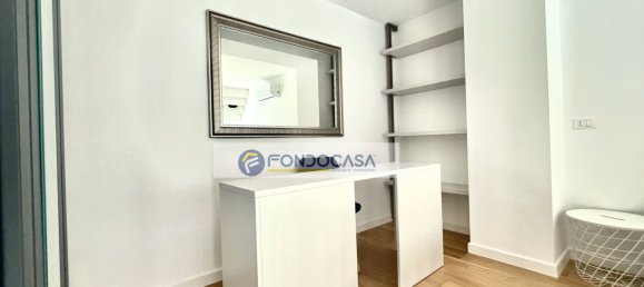 Studio in Milan, Italy, Nr. 247359 11