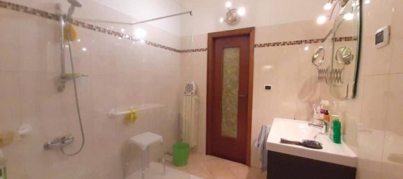 5 rooms Apartment in Taranto, Italy No. 147857 27