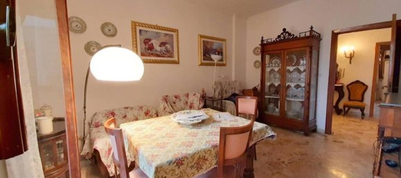 5 rooms Apartment in Taranto, Italy No. 147857 14
