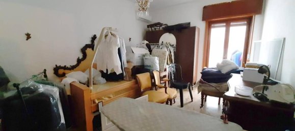 5 rooms Apartment in Taranto, Italy No. 147857 23
