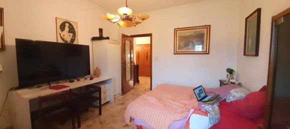5 rooms Apartment in Taranto, Italy No. 147857 20
