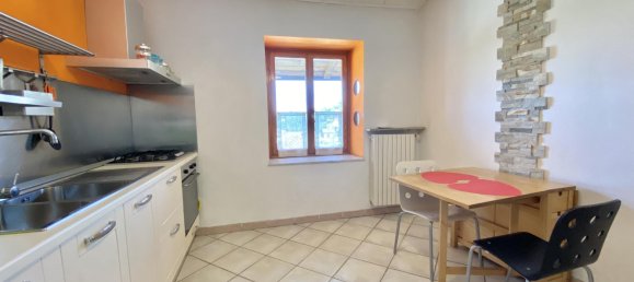3 rooms Apartment in Cuneo, Italy No. 374402 9