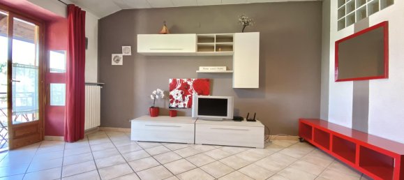 3 rooms Apartment in Cuneo, Italy No. 374402 2