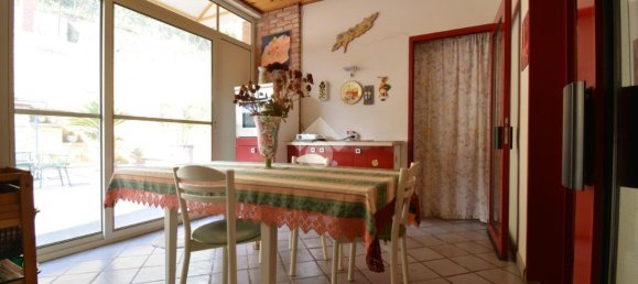 5-salle Maison à Messina, Italy No. 136220 2