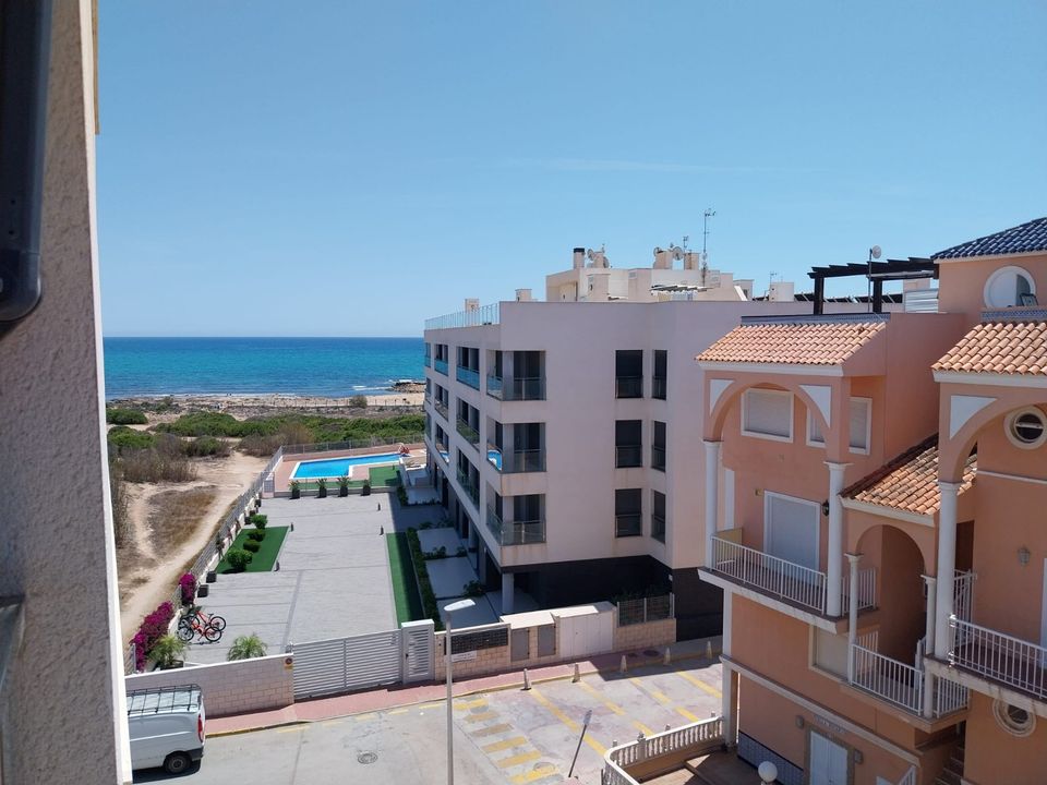 1 bedroom Apartment in Torrevieja, Spain No. 175808