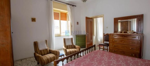 4 bedrooms Townhouse in Luras, Italy No. 327012 17