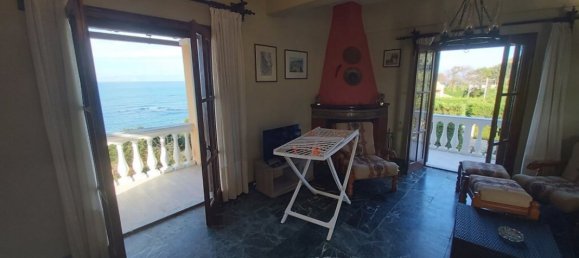 1 chambre villa à vendre à Corfu, Central Corfu and Diapontian Islands, Corfu, Ionian Islands, Peloponnese, Western Greece and the Ionian, Greece № 8253 9