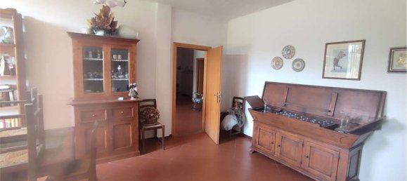 8-Zimmer Wohnung in San Giovanni Valdarno, Italy, Nr. 225697 8