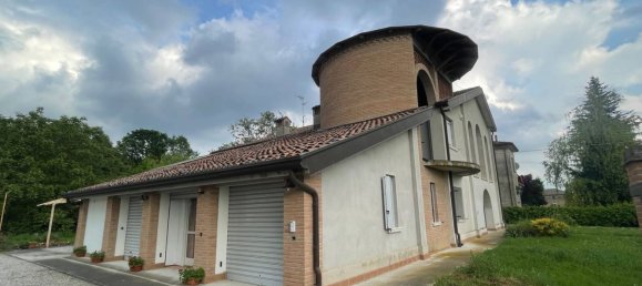 10 rooms Villa in Argenta, Italy No. 89895 2